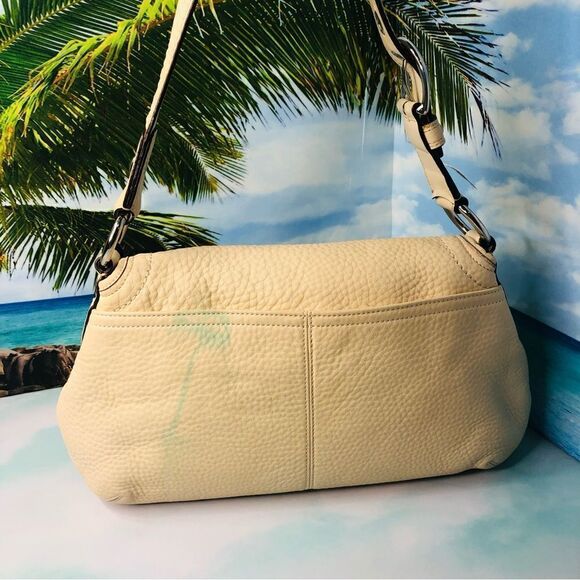 Coach C1059 F13729 Soho Pebbled Leather Bag, Cream - Picture 3 of 11